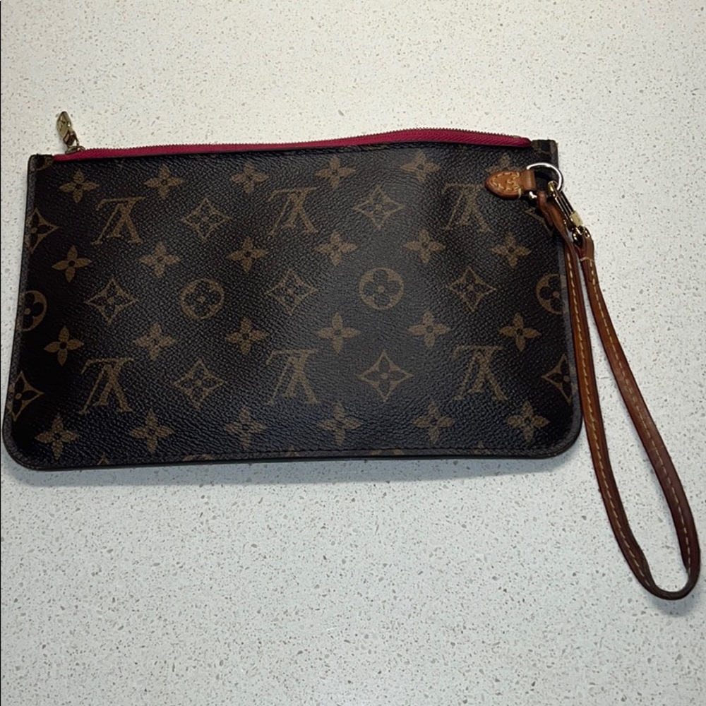 Louis Vuitton brown/pink NeverFull wristlet